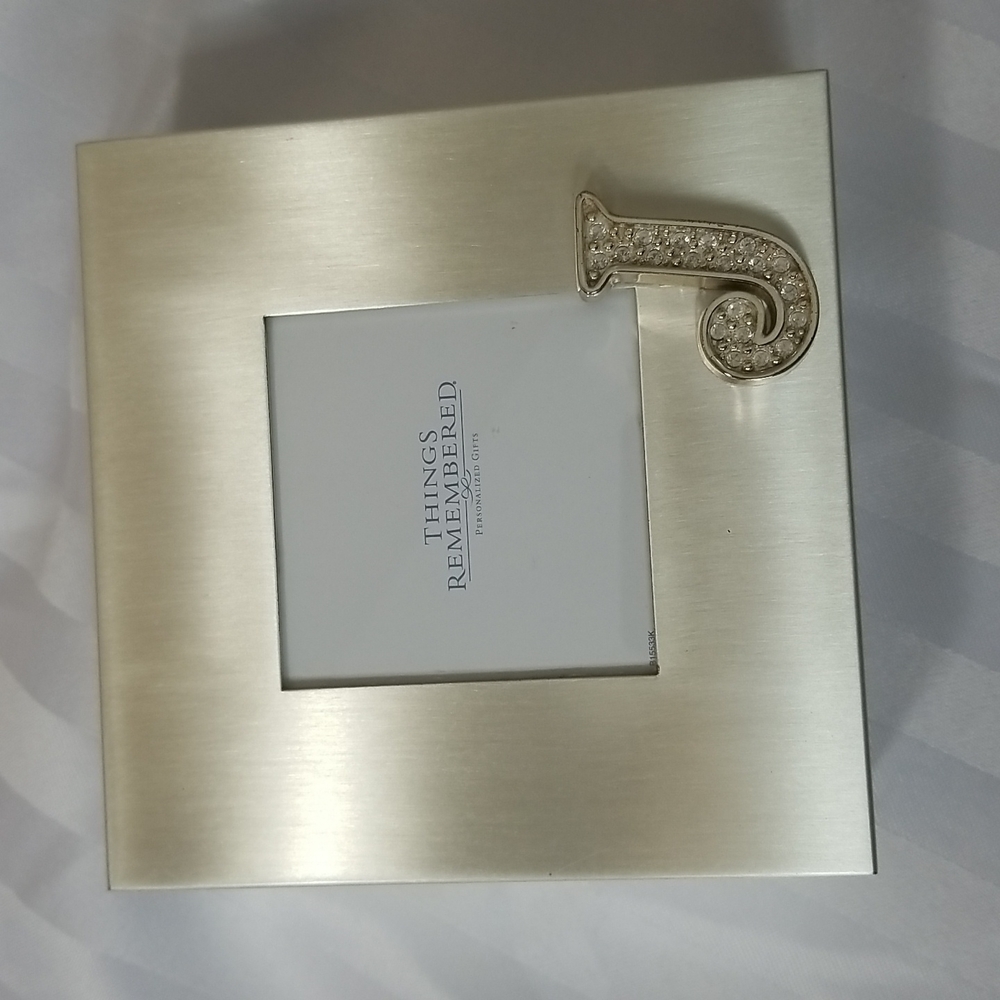 THINGS REMEMBERED JEWELRY BOX / PHOTO HOLDER W INTIAL " J " ON FRONT